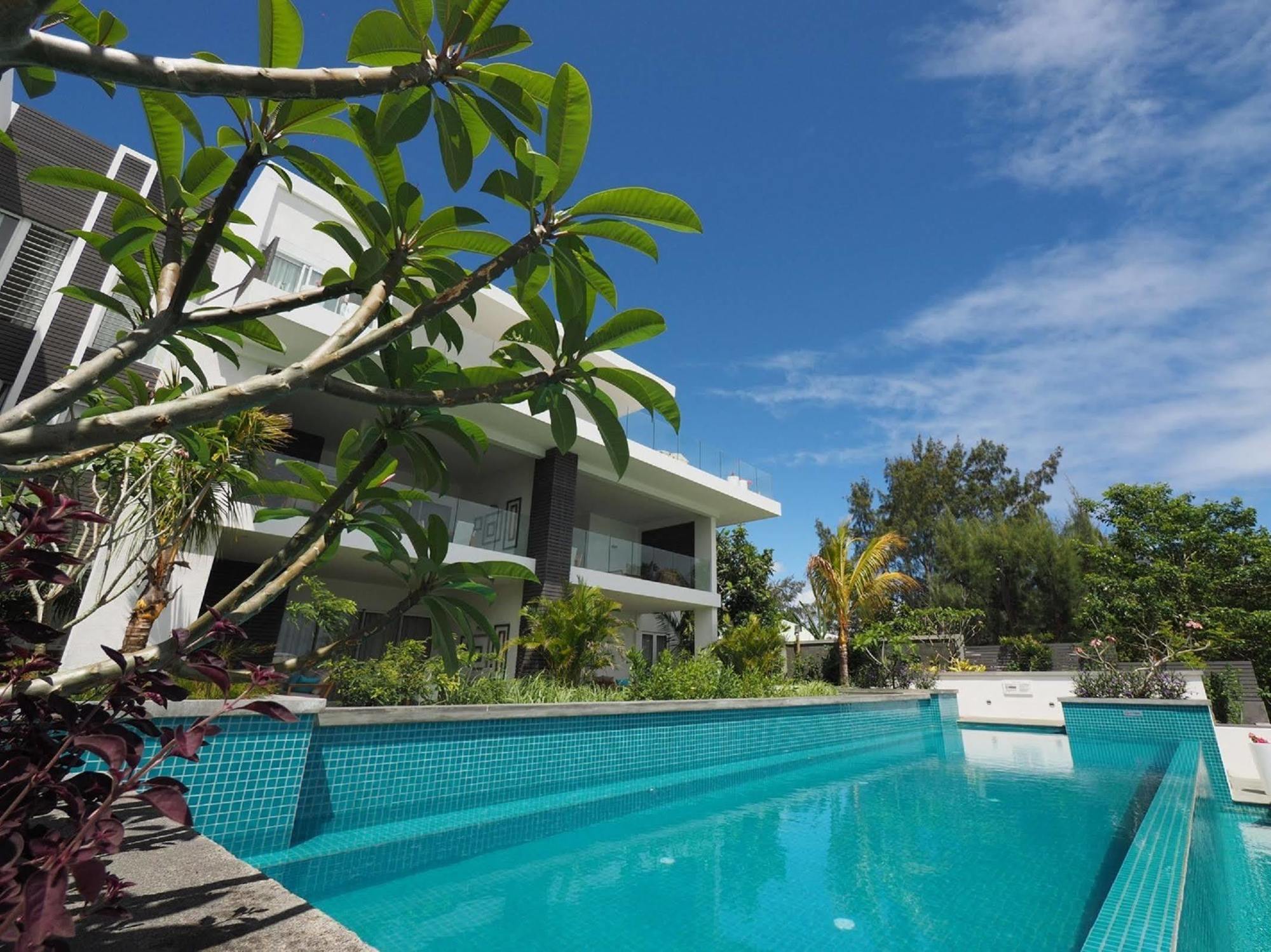 קאפ מאלורו Myra Seafront Suites With Lov מראה חיצוני תמונה