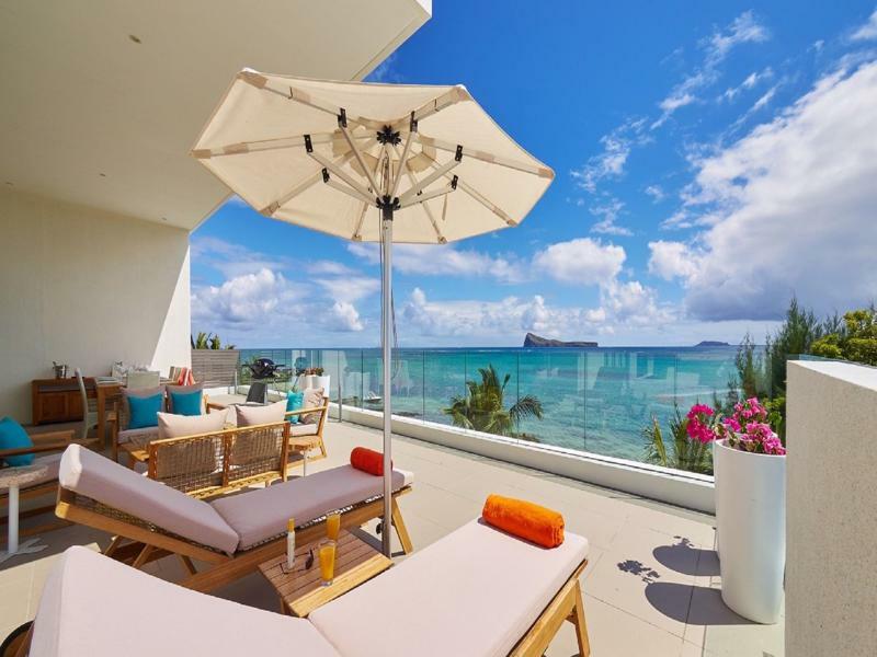 קאפ מאלורו Myra Seafront Suites With Lov מראה חיצוני תמונה