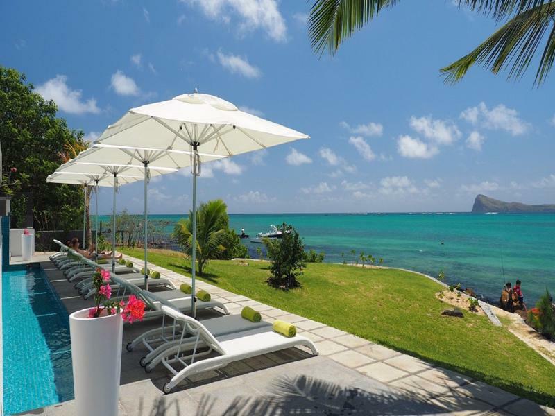 קאפ מאלורו Myra Seafront Suites With Lov מראה חיצוני תמונה