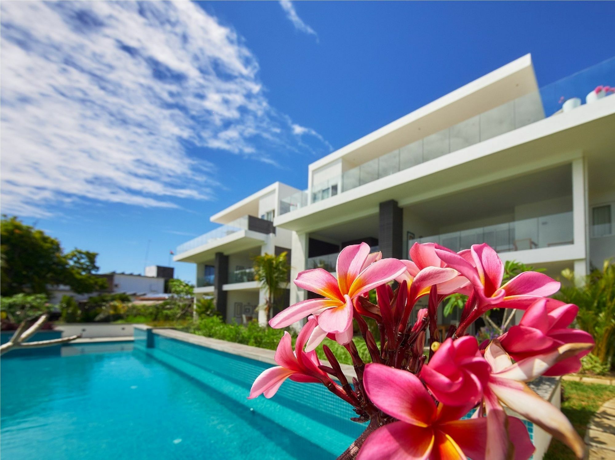 קאפ מאלורו Myra Seafront Suites With Lov מראה חיצוני תמונה